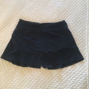 Lululemon black tennis skirt